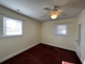 204 Woodland Cir in Hertford, NC - Building Photo - Building Photo