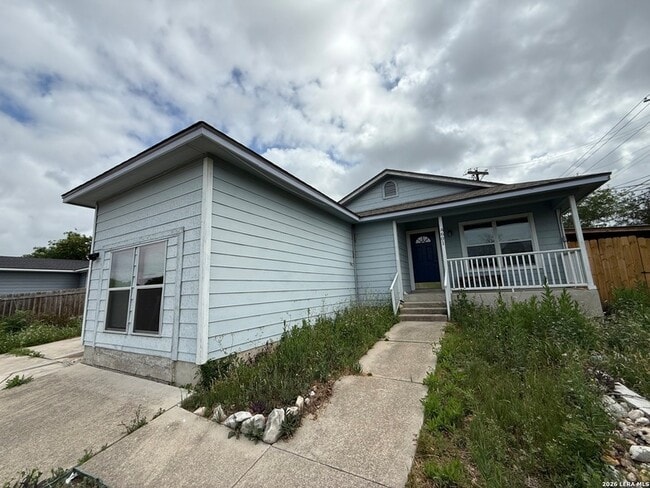 4601 Bundyhill Dr in Austin, TX - Building Photo - Building Photo