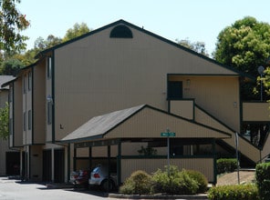 Crossroads Village in Fremont, CA - Building Photo - Building Photo