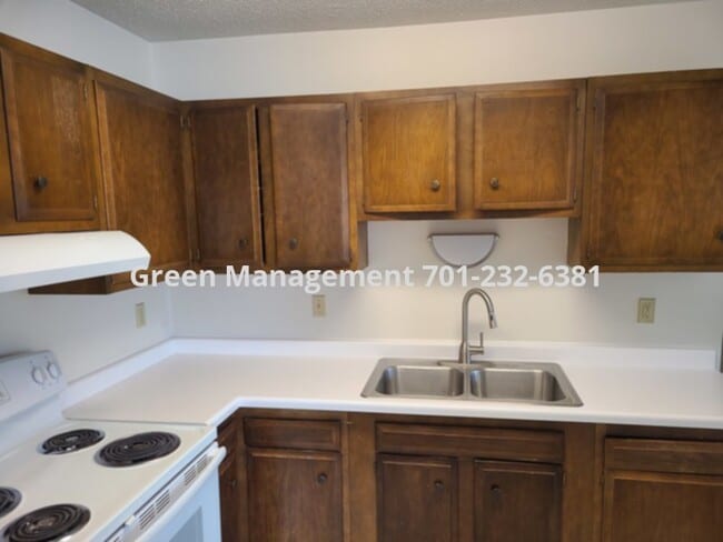 property at 631-632 2nd Ave E