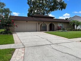 4606 Cloverlawn Dr in Tampa, FL - Building Photo