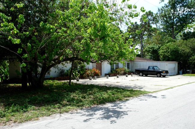 4631 40th St N in St. Petersburg, FL - Building Photo - Building Photo