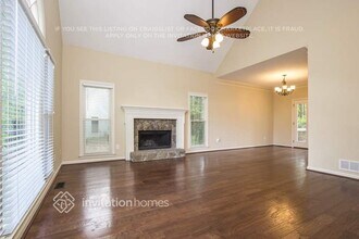 918 Feather Creek Ln in Woodstock, GA - Building Photo - Building Photo