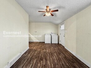 247 S Hazel Ct in Denver, CO - Building Photo - Building Photo