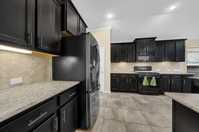 4234 Bearberry Ave in Baytown, TX - Building Photo - Building Photo