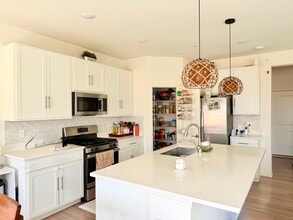 2826 Kessler Dr in Mundelein, IL - Building Photo - Building Photo