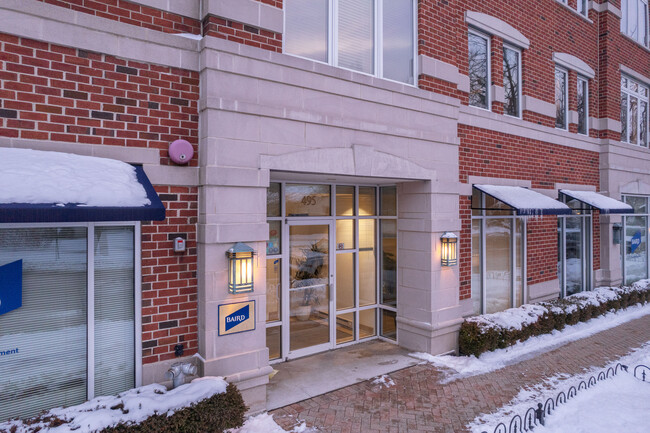 The Baird Building in Winnetka, IL - Foto de edificio - Building Photo