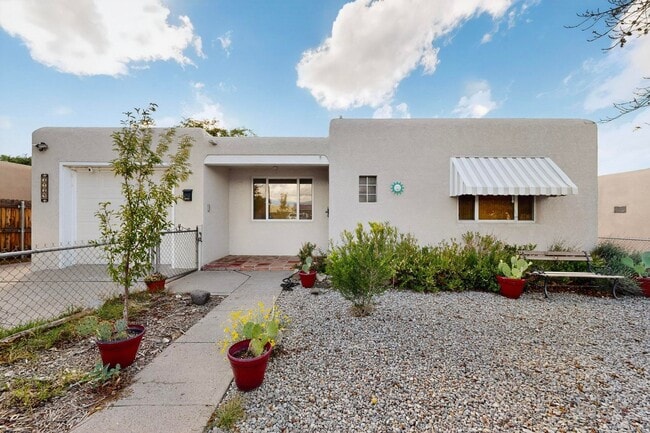 2723 Adams St NE in Albuquerque, NM - Foto de edificio - Building Photo