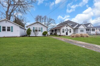 613 Essex Ave in Spring Lake, NJ - Building Photo - Building Photo