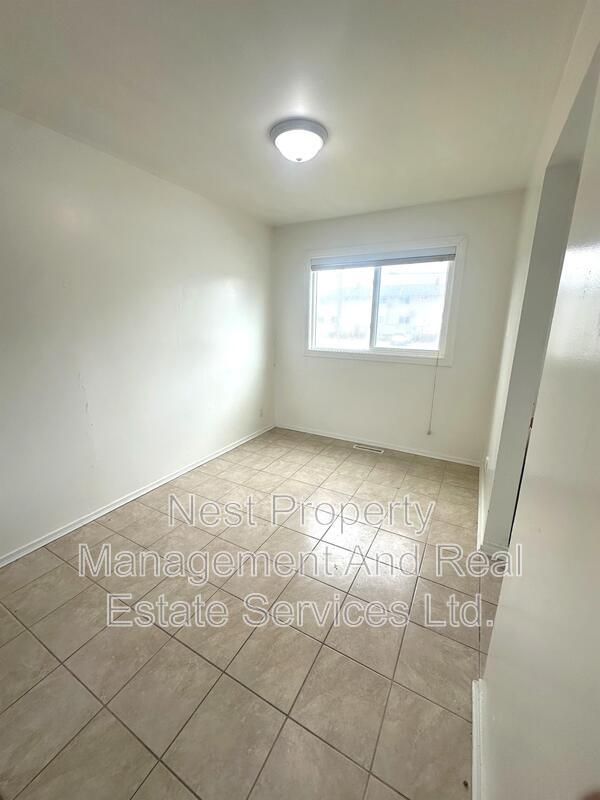 41 Wedeene St in Kitimat, BC - Building Photo - Building Photo