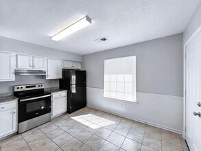 5880 Waverly Dr in Horn Lake, MS - Building Photo - Building Photo