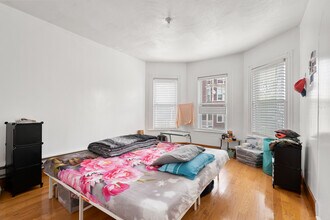 78 Hillside St, Unit 1 in Boston, MA - Building Photo - Building Photo