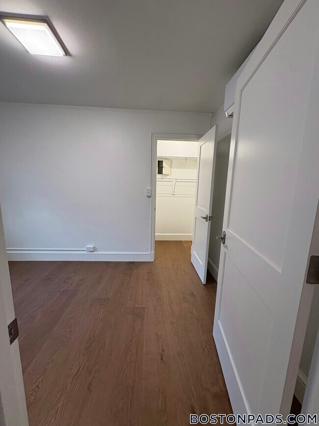 1200 Massachusetts Ave in Cambridge, MA - Building Photo - Building Photo