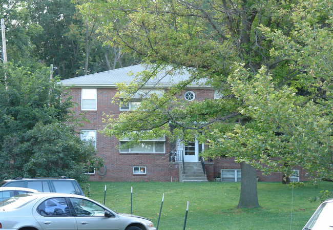 Turner Garden Apartments in Omaha, NE - Foto de edificio - Building Photo