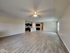 9001 Eagles Landing Dr in Fort Worth, TX - Building Photo - Building Photo