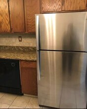 215 Rachel Ct, Unit 215 in Franklin Park, NJ - Building Photo - Building Photo