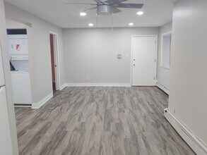 6969 N Ashland Blvd in Chicago, IL - Building Photo - Building Photo