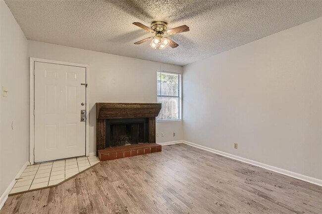 2712 Parker Ln in Austin, TX - Building Photo - Building Photo