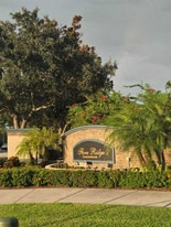 3351 Whitestone Cir in Kissimmee, FL - Building Photo