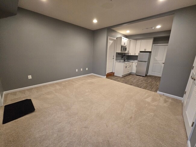 4936 Nannie Helen Burroughs Ave NE, Unit Apartment in Washington, DC - Building Photo - Building Photo