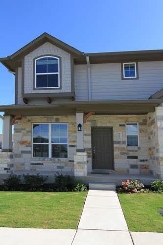 715 Coconut Grove St in Pflugerville, TX - Building Photo