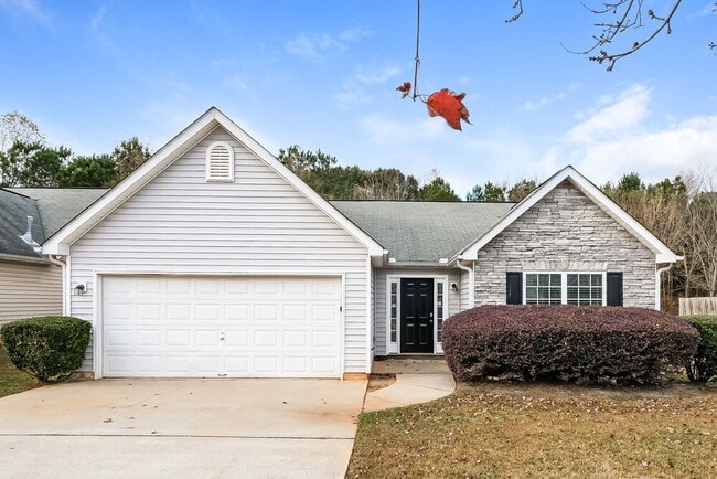 property at 5035 Larkspur Ln