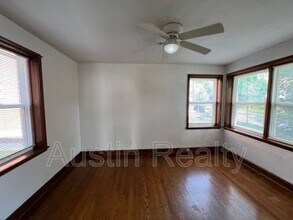 7760 Wise in Clayton, MO - Building Photo - Building Photo