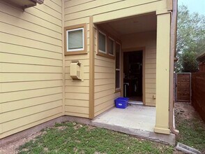 1932 Emma Long St in Austin, TX - Building Photo - Building Photo