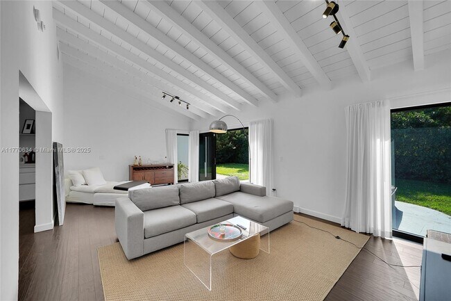 property at 1915 S Miami Ave