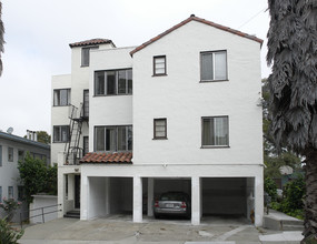 927 Bayview Ave in Oakland, CA - Building Photo - Building Photo