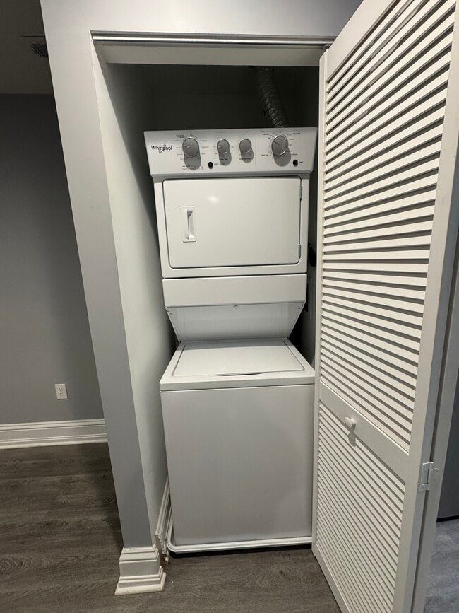 10-16 E Chase St in Baltimore, MD - Building Photo - Building Photo