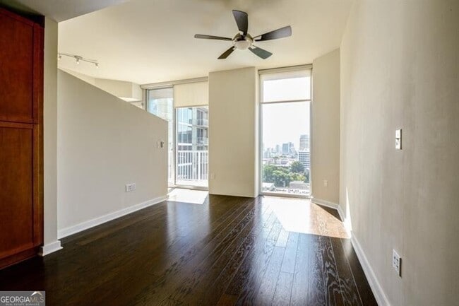 property at 855 Peachtree St NE