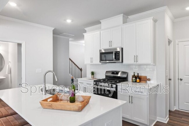 property at 1015 Red Wing Dr