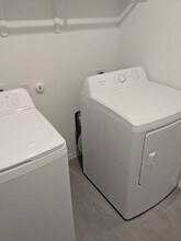 208 Dragonfly Park in Hutto, TX - Foto de edificio - Building Photo