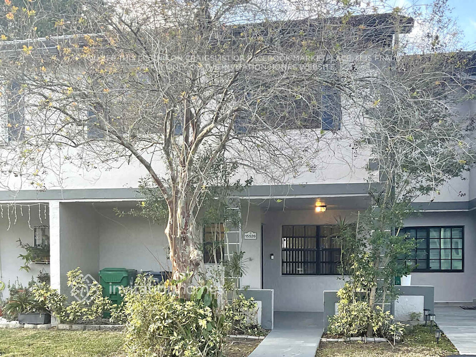 15526 SW 111th Terrace in Miami, FL - Building Photo