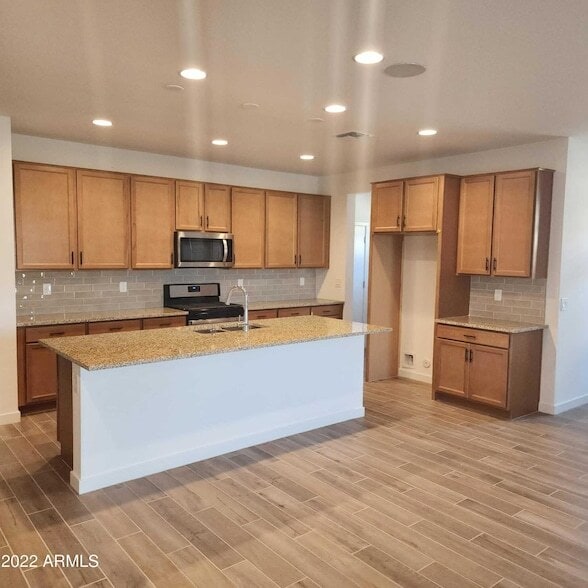 17852 W Thistle Landing Dr in Goodyear, AZ - Building Photo - Building Photo