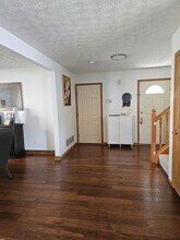 5826 Wooden Plank Rd in Hilliard, OH - Building Photo - Building Photo