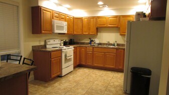 66 E King St in Shippensburg, PA - Building Photo