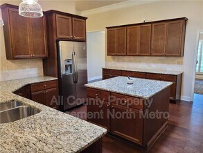 4840 Amble Trace in Cumming, GA - Foto de edificio - Building Photo