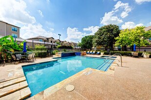 Regency Dell Ranch Apartments in Round Rock, TX - Building Photo