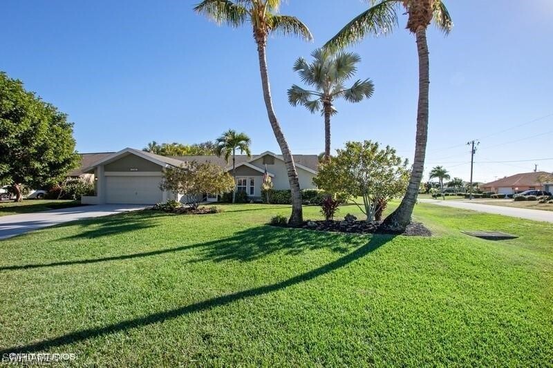 246 SW 39th St in Cape Coral, FL - Building Photo