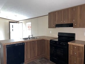 11111 High Ridge Ct in Kings Mountain, NC - Building Photo - Building Photo