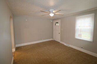 130 Court St in Rural Hall, NC - Building Photo - Building Photo
