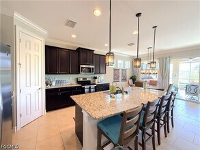 3920 King Edwards St in Ft. Myers, FL - Building Photo - Building Photo