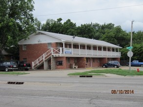 505 SW 30th St in Oklahoma City, OK - Foto de edificio - Building Photo