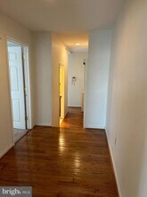 927 N 6th St, Unit 3 in Philadelphia, PA - Building Photo - Building Photo
