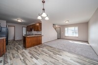 Diamond Field Townhomes in Sioux Falls, SD - Building Photo - Building Photo