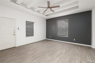 907 W Carmel Ave in Pharr, TX - Building Photo - Building Photo