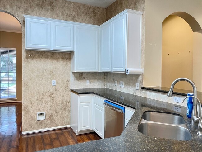 property at 1602 Lawick Cir