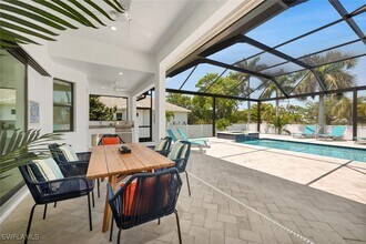 1432 Collingswood Ave in Marco Island, FL - Building Photo - Building Photo